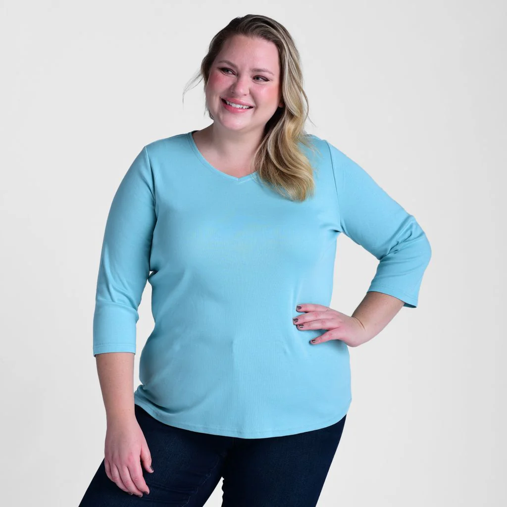 3/4 Sleeve V Neck Plus Size Perfect Tee - Image 9