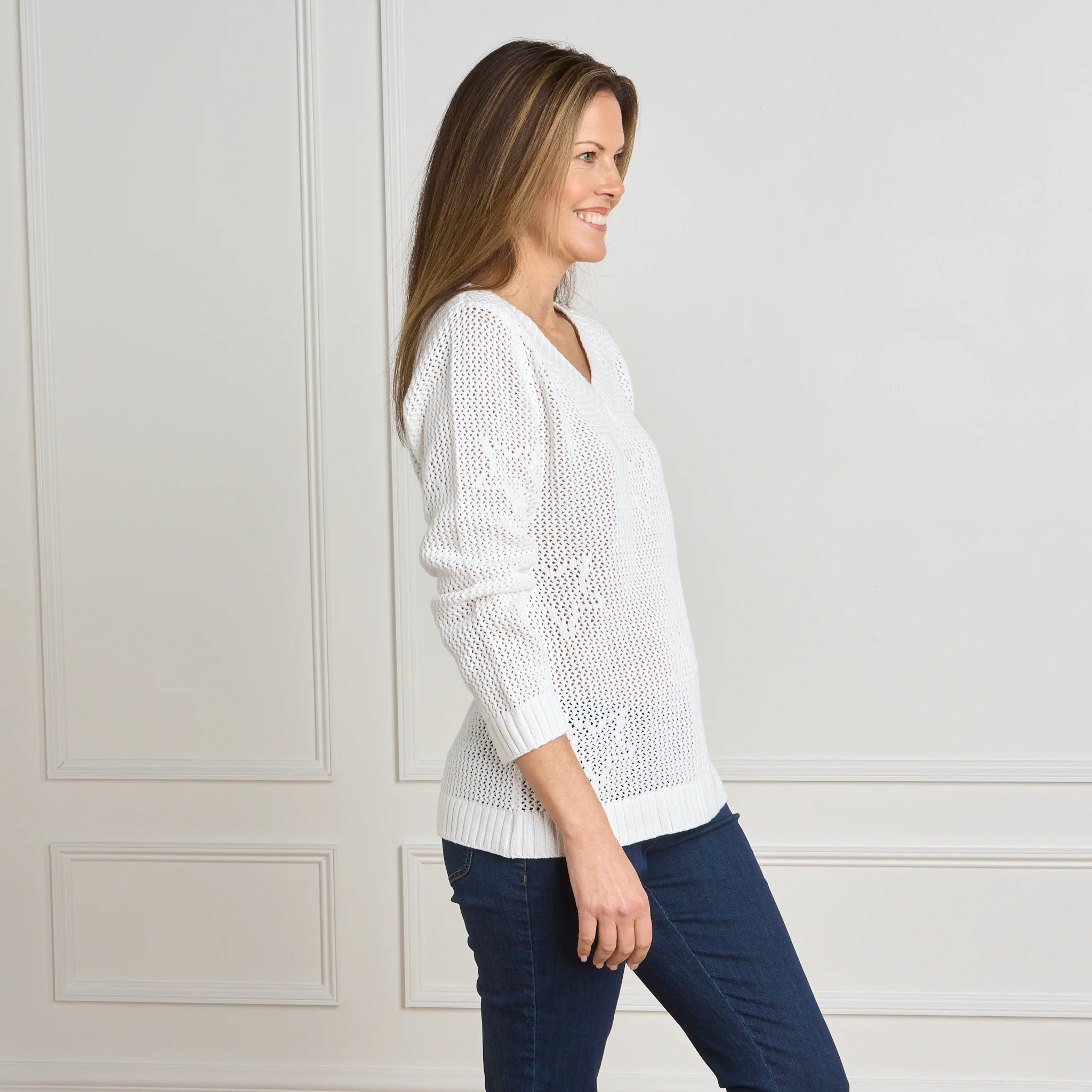 Americana Stars Mesh Stitch V-Neck Pullover Sweater - Image 3
