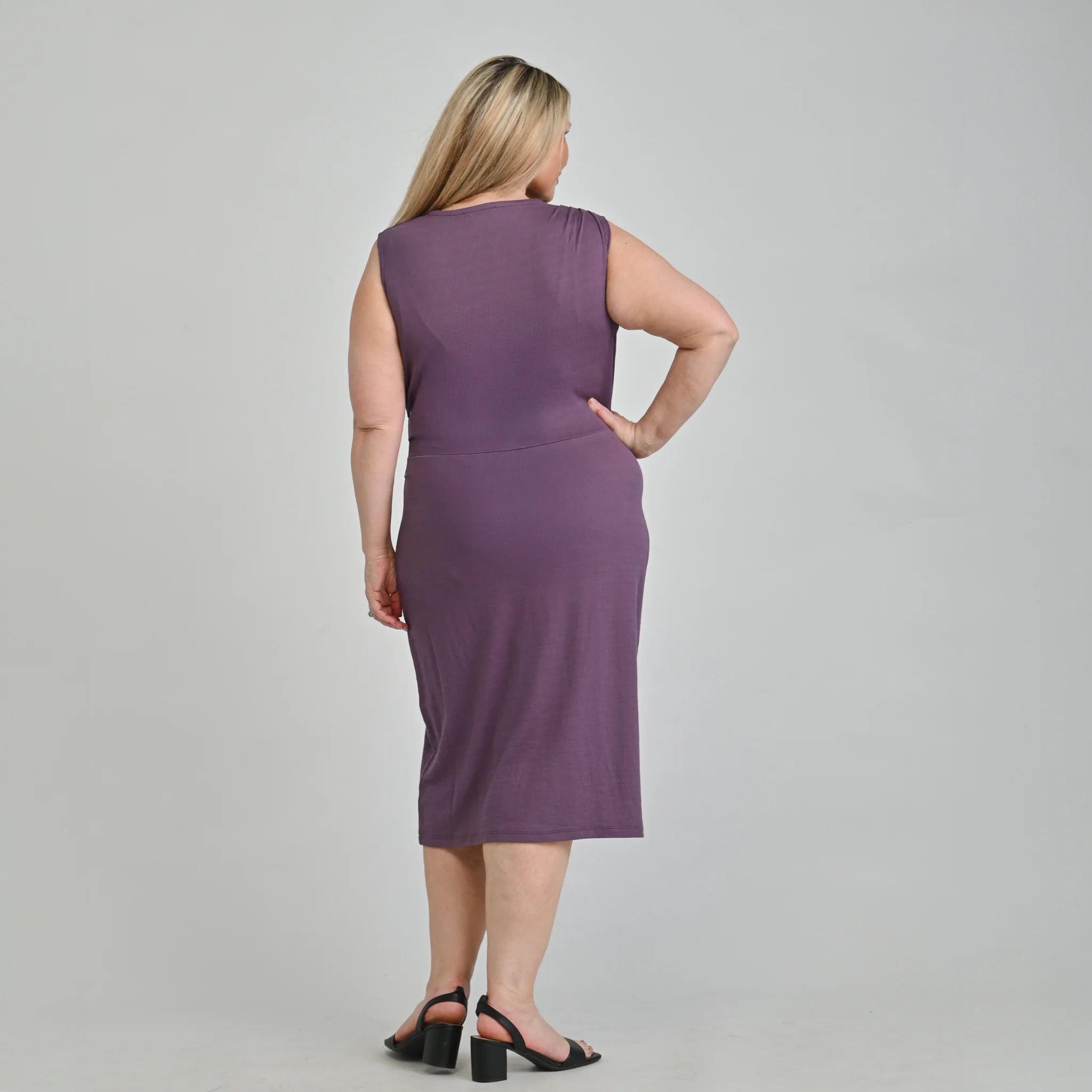 Ribbed Knit Sleeveless Dress - Image 9