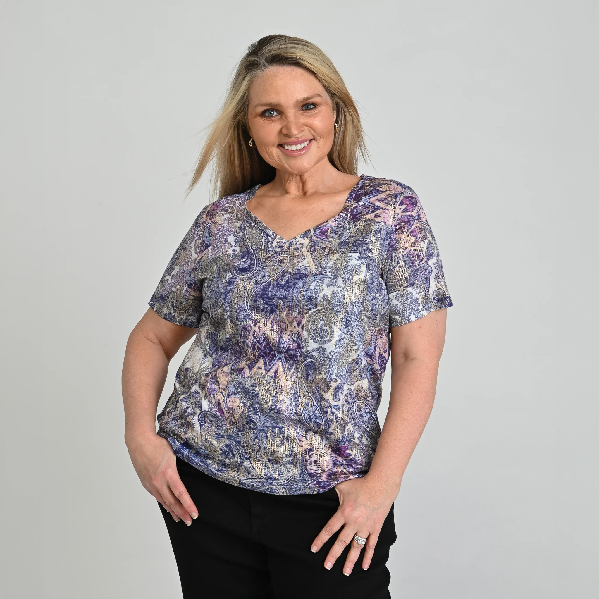 Foil Print Short Sleeve V-Neck Tee - Image 6
