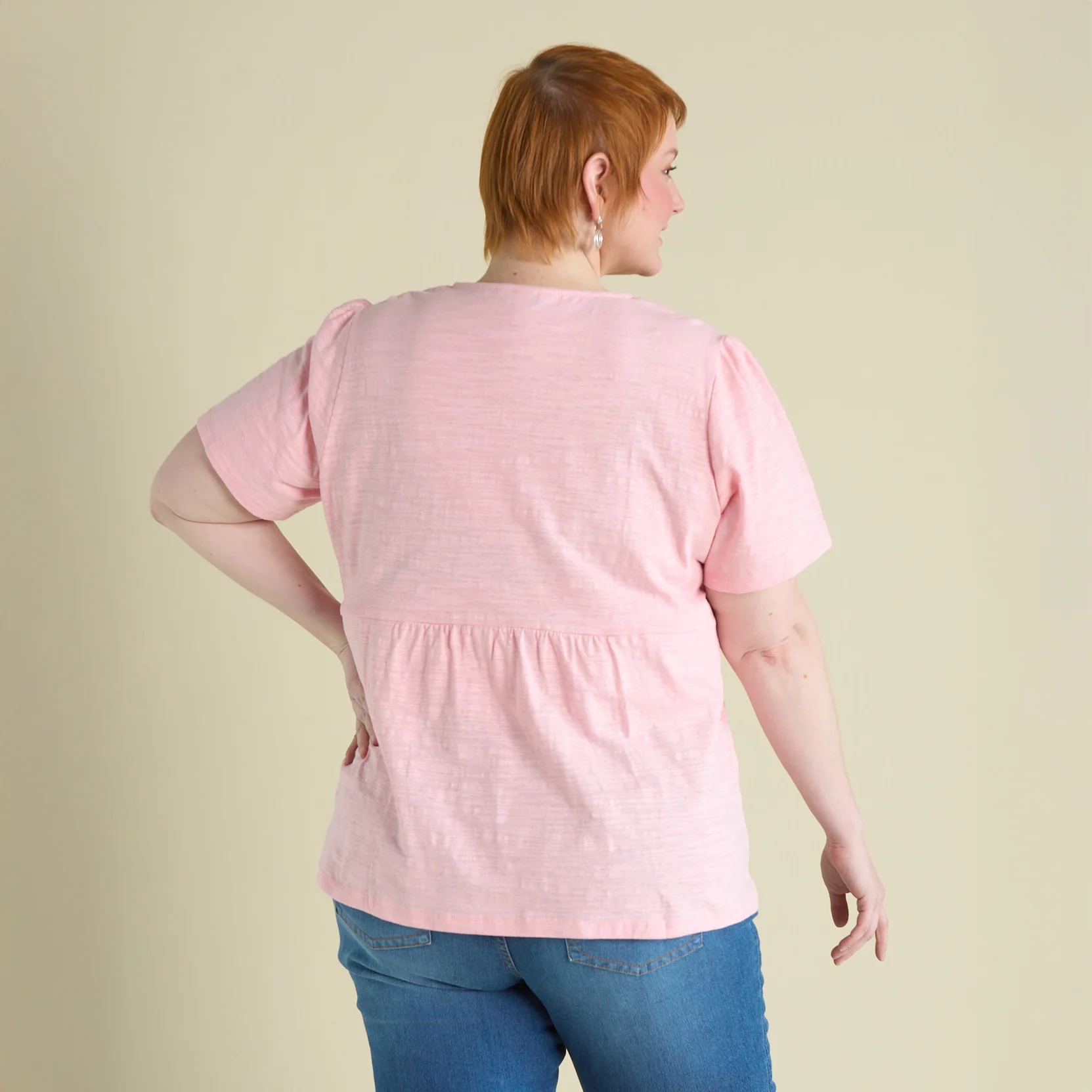 Embroidered Bib V-Neck Short Sleeve Tee - Image 9