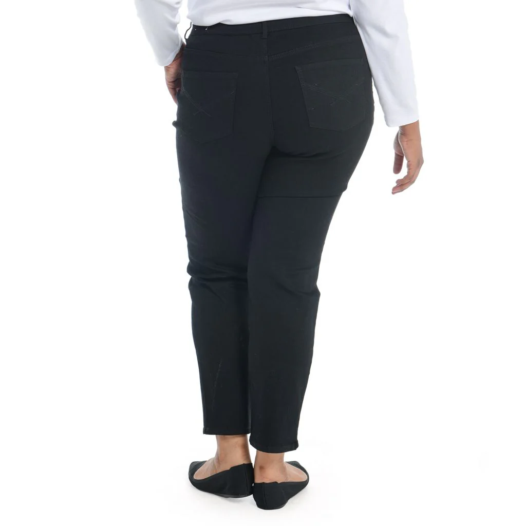Everyday Relaxed Fit Straight Leg Jean - Black - Image 6