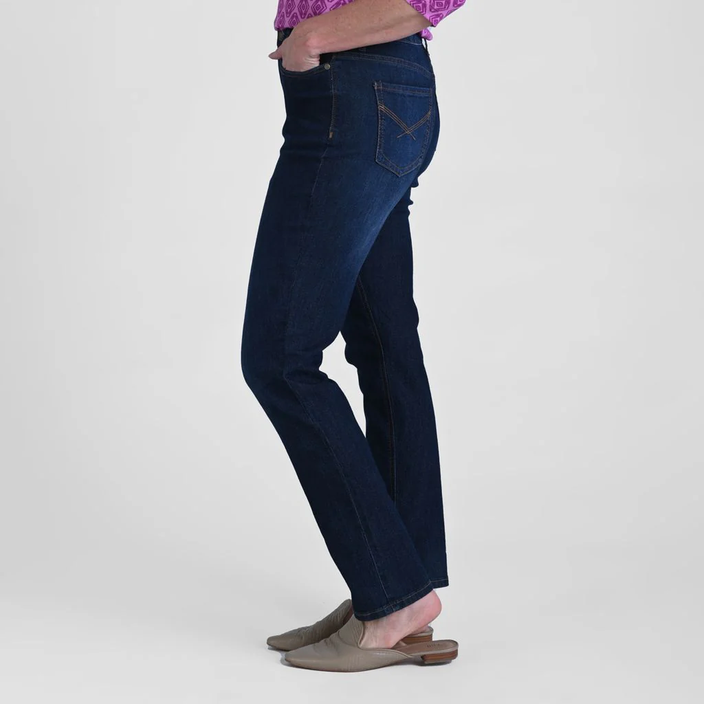 Everyday Relaxed Fit Straight Leg Jean - Dark Stonewash - Image 4