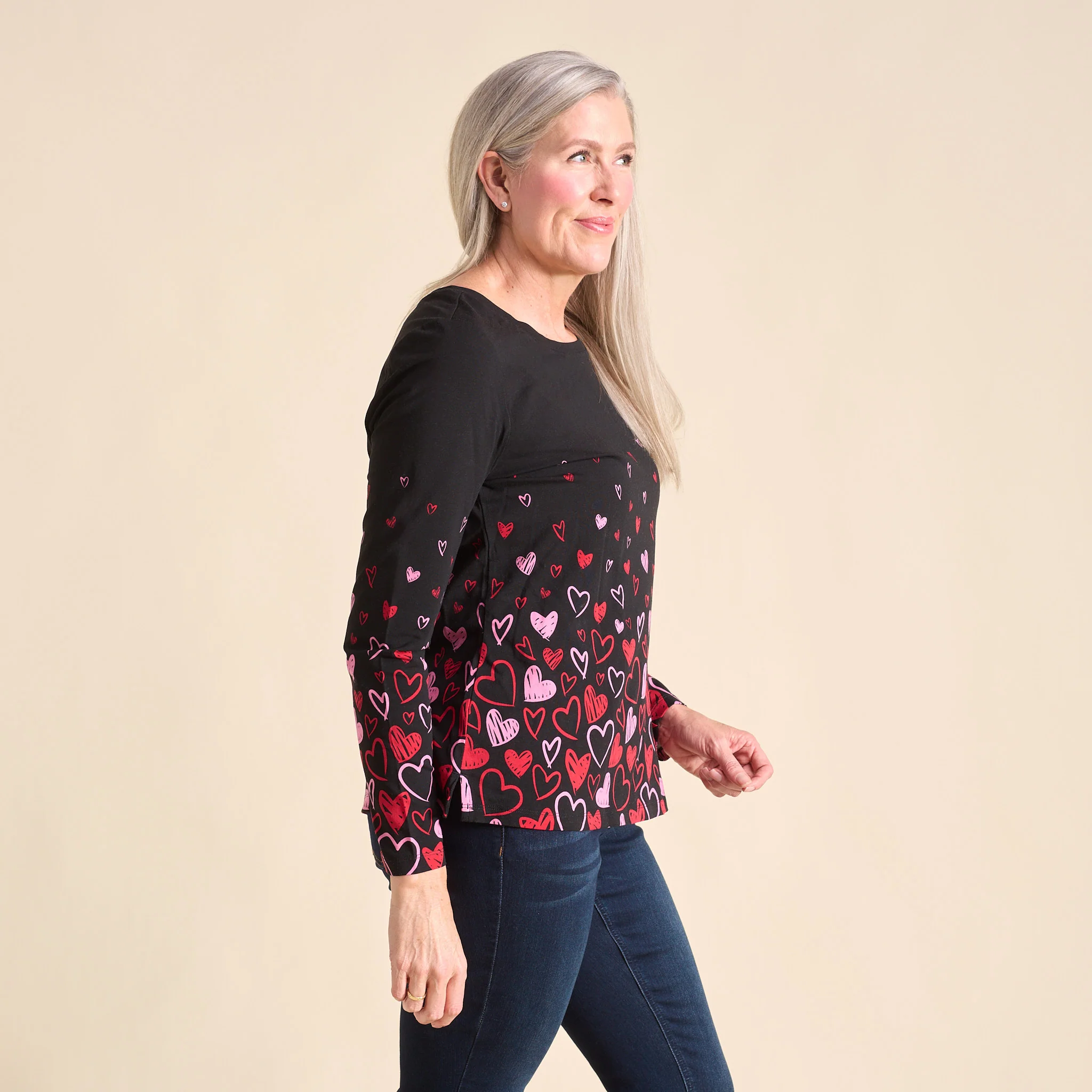 Heart Print Jewel Neck Long Sleeve Tee - Image 4