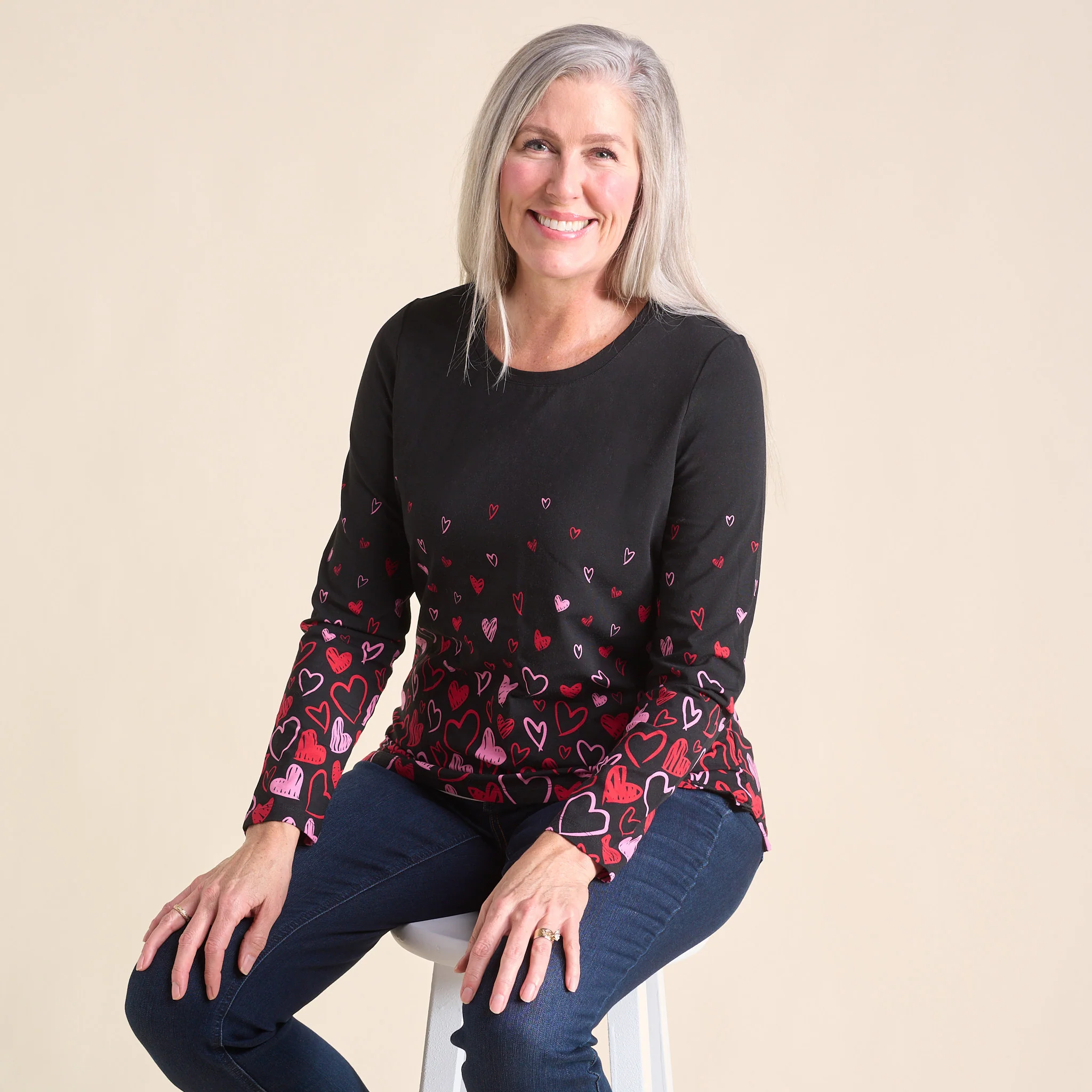 Heart Print Jewel Neck Long Sleeve Tee - Image 6