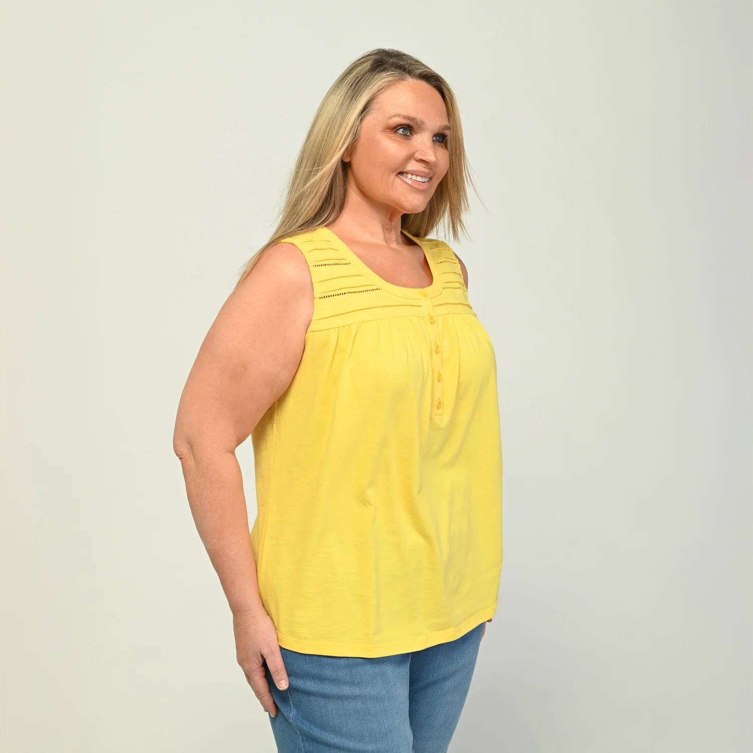 Pleated Yoke Y Neck Sleeveless Top - Image 9