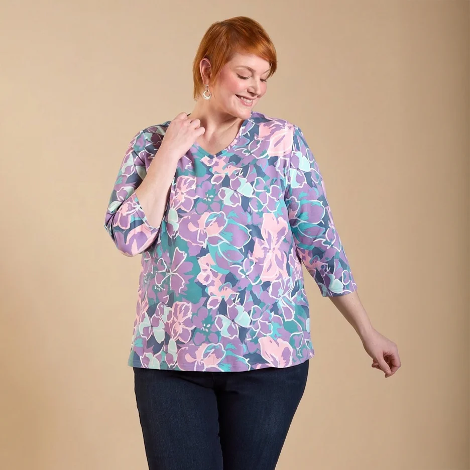 Abstract Floral Print V Neck 3/4 Sleeve Tee - Image 5