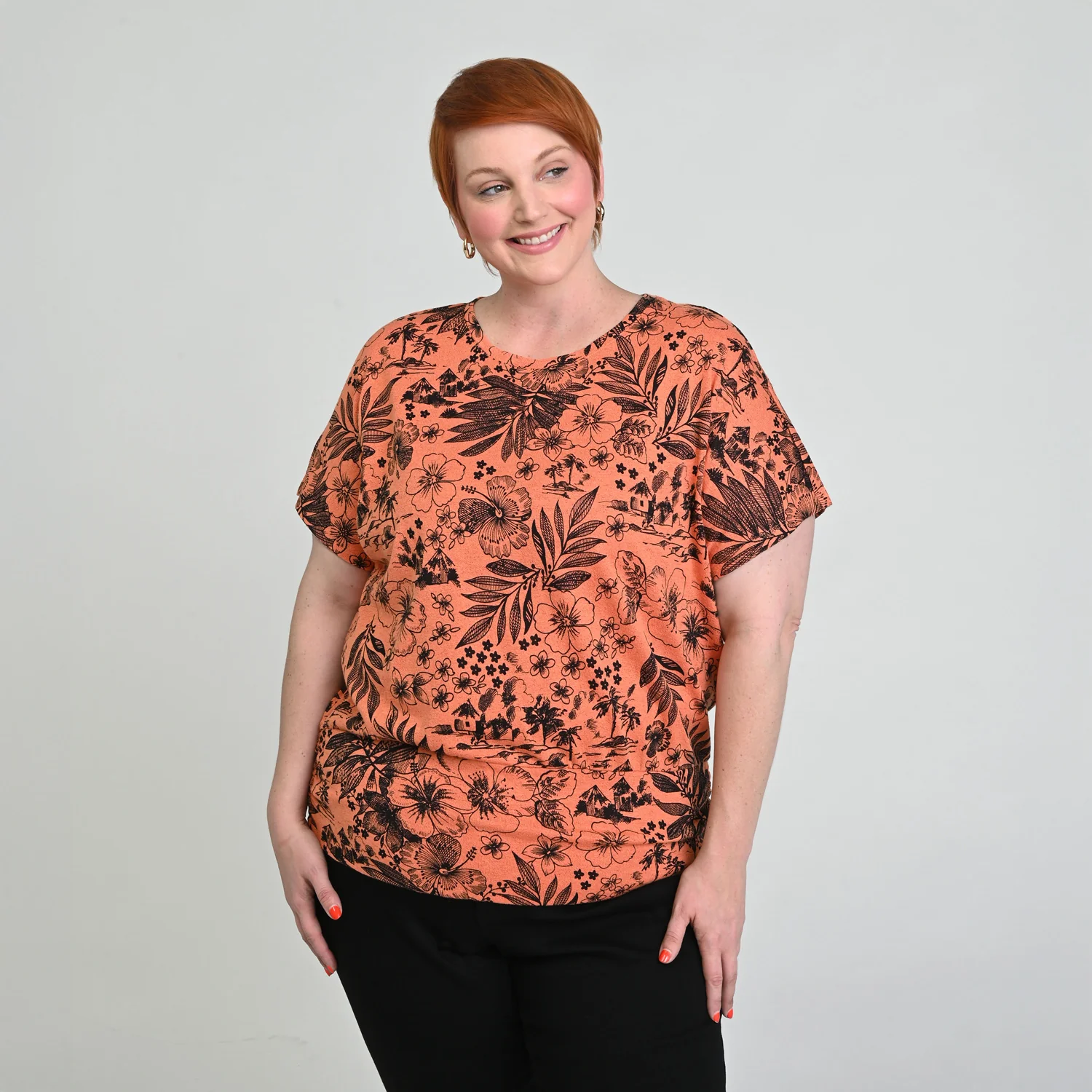 Ruched Banded Hem Top - Image 8