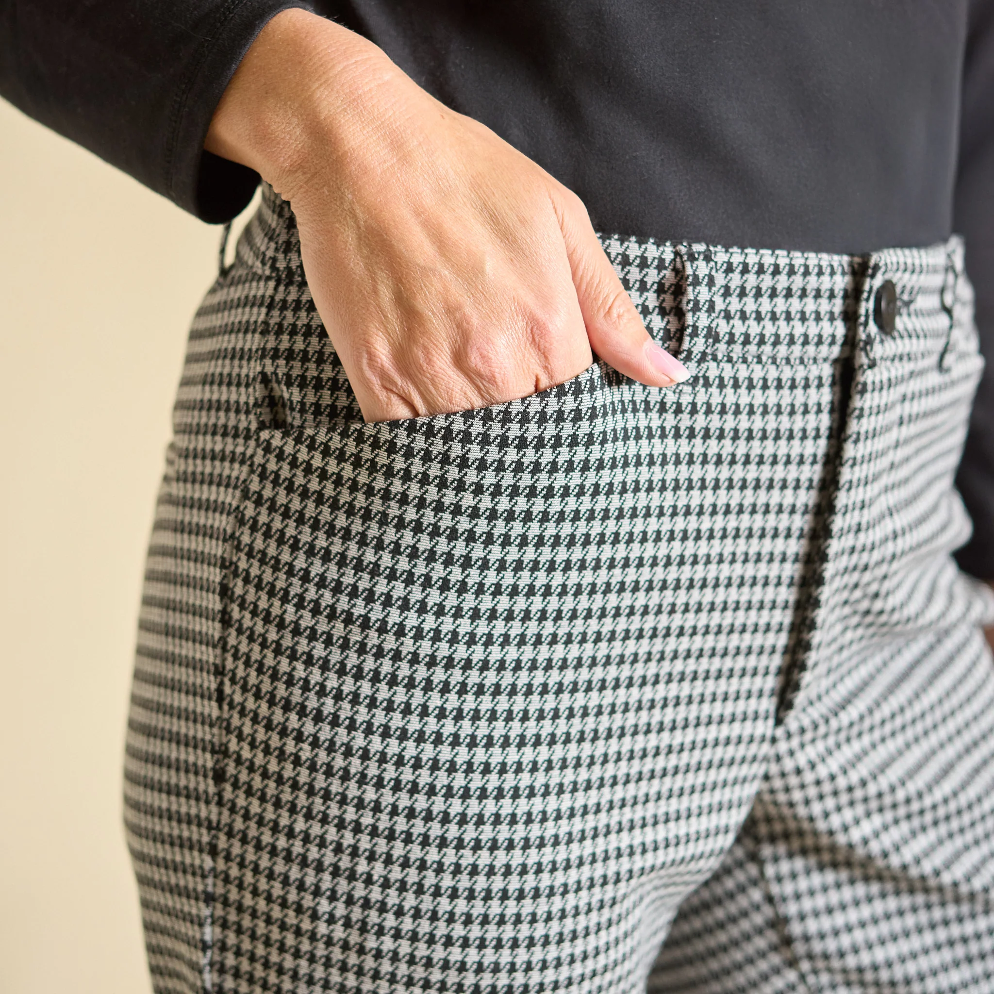 Signature Slimming Herringbone Ponte Pant - Image 5