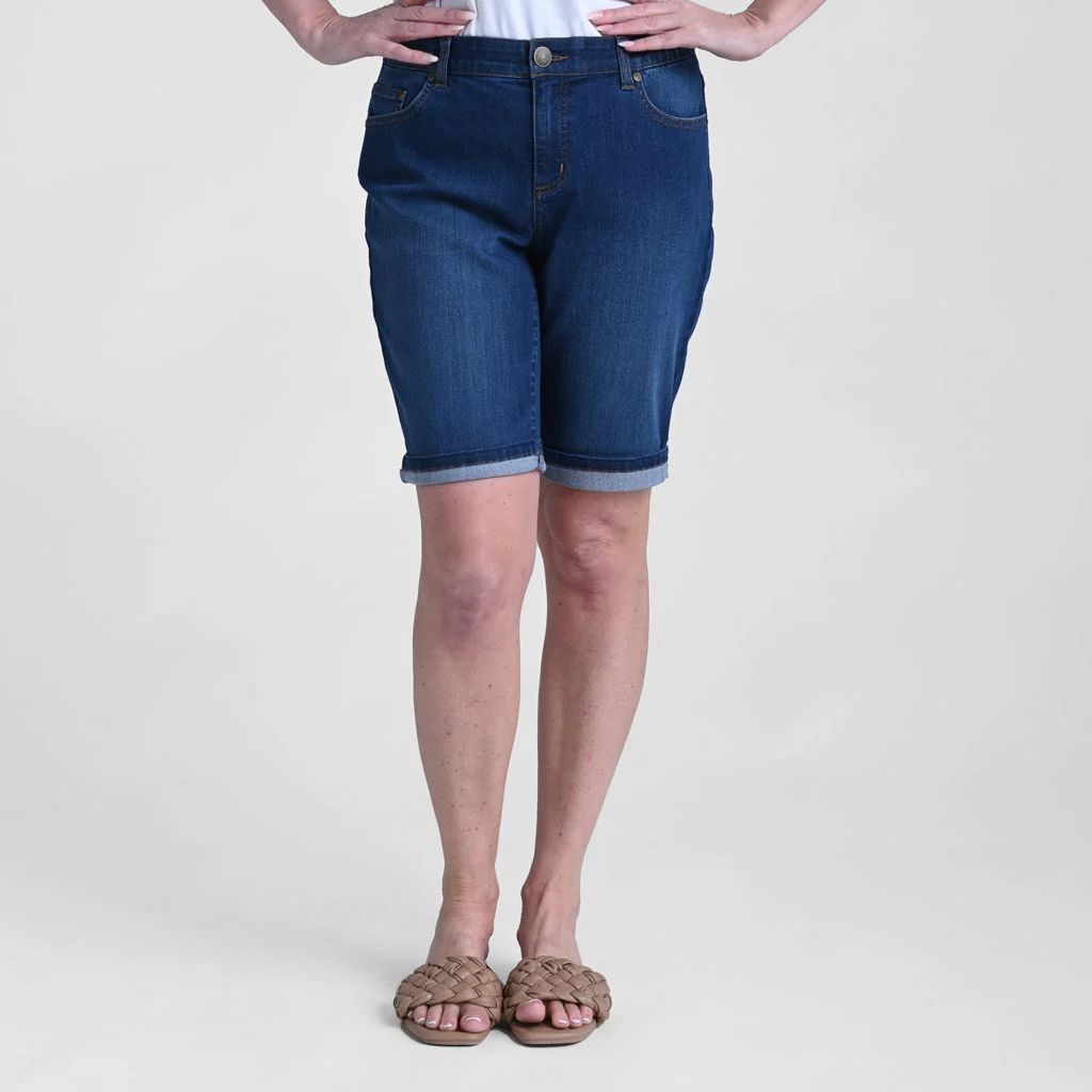 Signature Slimming Shaped Fit Bermuda - Image 4