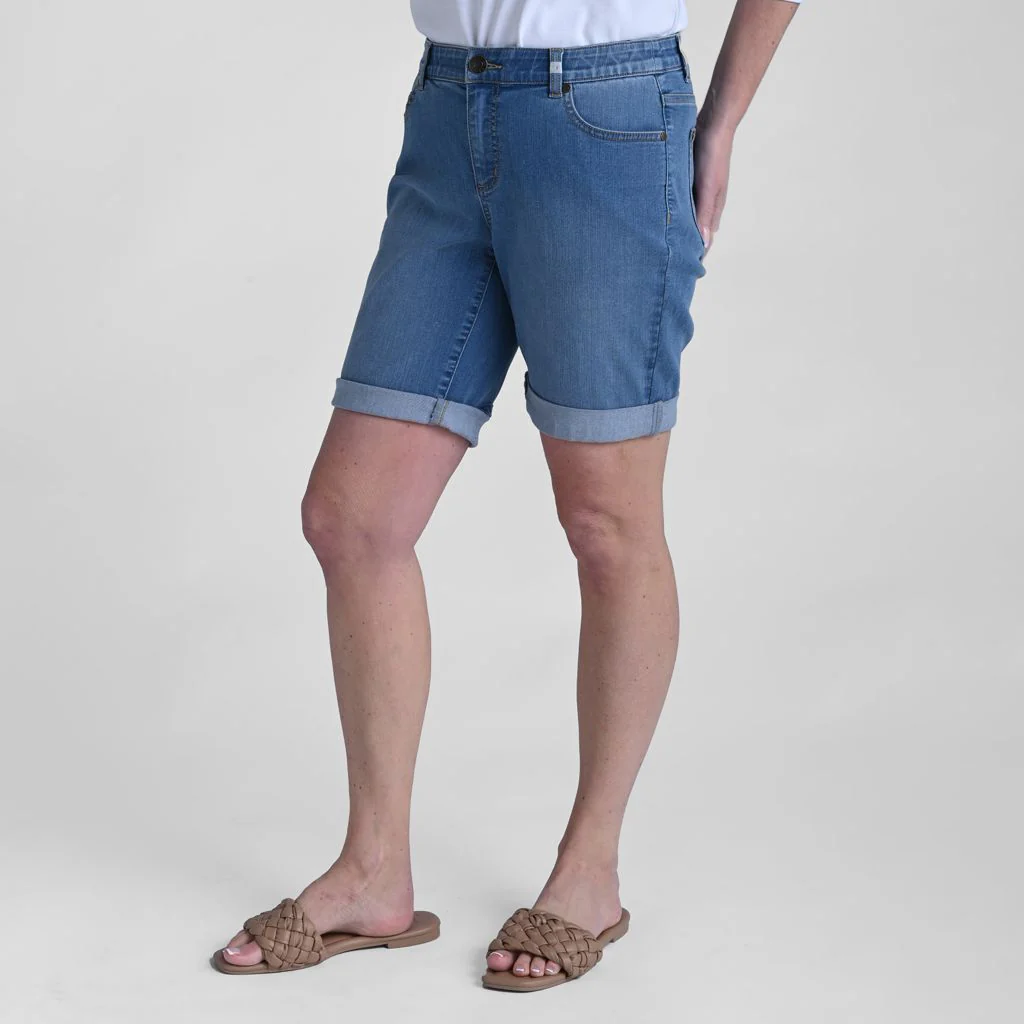 Signature Slimming Shaped Fit Bermuda - Image 7