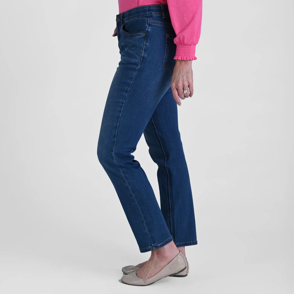 Signature Slimming Shaped Fit Tapered Leg Jean - Medium Stonewash - Image 3